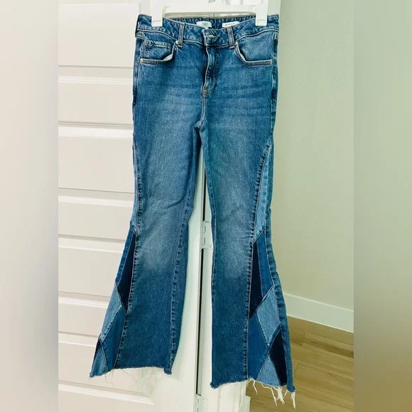 Forever 21 Blue Patchwork Wide-Leg Jeans - Picture 2 of 8